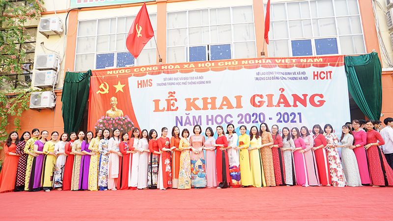CAO ĐẲNG CÔNG THƯƠNG HÀ NỘI LONG TRỌNG TỔ CHỨC LỄ KHAI GIẢNG NĂM HỌC 2020-2021