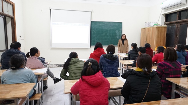 HỌP PHỤ HUYNH HỌC SINH CÁC LỚP KHỐI 12 CUỐI HỌC KỲ I, NĂM HỌC 2020 - 2021