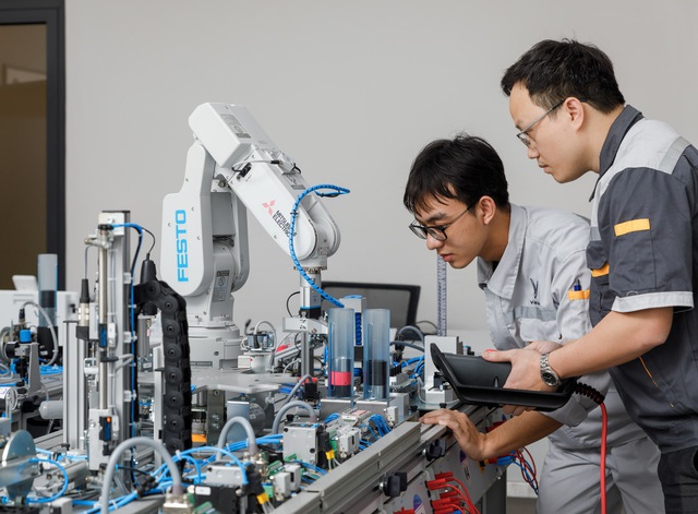 NGÀNH CÔNG NGHỆ THÔNG TIN, KỸ THUẬT DẪN ĐẦU XU HƯỚNG TUYỂN SINH NGHỀ 2021