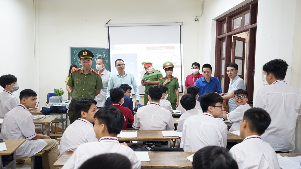 KIỂM TRA HÀNH CHÍNH CÔNG TÁC BẢO ĐẢM AN NINH TRẬT TƯ, AN TOÀN TRƯỜNG HỌC NĂM 2022