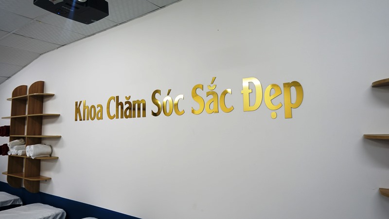 ẢNH THỰC HÀNH NGÀNH CHĂM SÓC SẮC ĐẸP