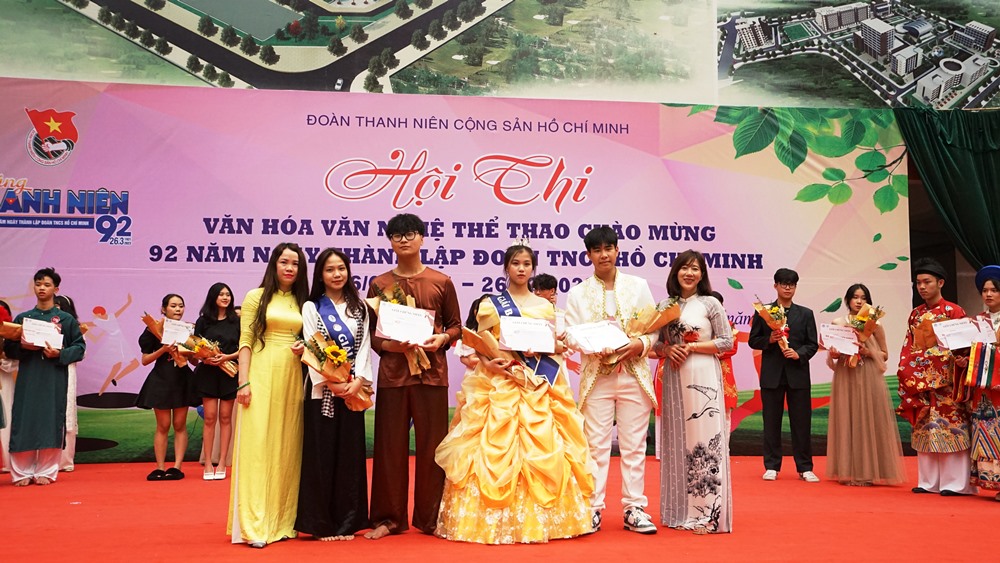 SÔI NỔI CÁC HOẠT ĐỘNG VĂN HÓA, VĂN NGHỆ, TDTT CHÀO MỪNG 92 NĂM NGÀY THÀNH LẬP ĐOÀN TNCS HỒ CHÍ MINH 26/03/1931 – 26/03/2023
