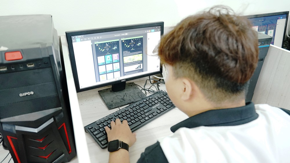 SINH VIÊN NGÀNH THIẾT KẾ ĐỒ HỌA SẼ ĐƯỢC HỌC NHỮNG GÌ VÀ CƠ HỘI VIỆC LÀM SAU KHI RA TRƯỜNG