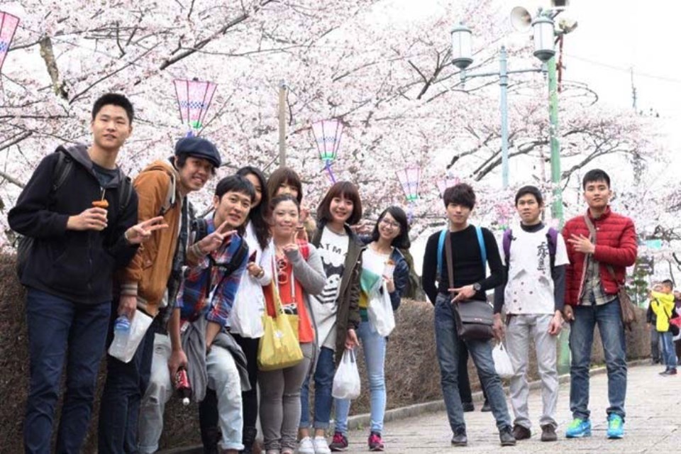 đổi tên tiếng việt sang tiếng trung