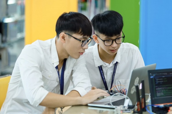 CHƯƠNG TRÌNH ĐÀO TẠO NGÀNH CÔNG NGHỆ THÔNG TIN HỆ TC-LT VÀ CĐ