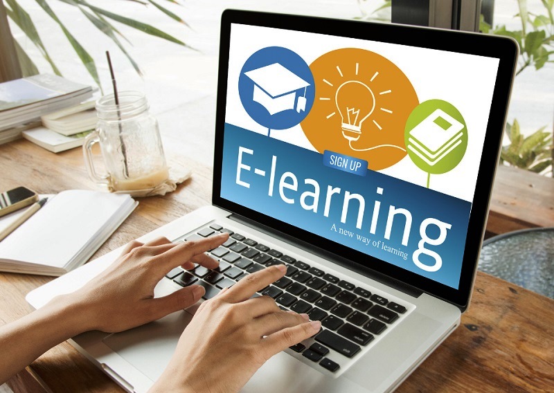 CÓ NÊN HỌC TIẾNG TRUNG HỆ TRUNG CẤP ONLINE TỪ XA ONLINE HAY KHÔNG? ƯU NHƯỢC ĐIỂM SO VỚI HÌNH THỨC HỌC TẬP TRUNG TẠI TRƯỜNG