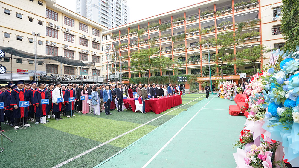 LỄ BẾ GIẢNG, TRAO BẰNG TỐT NGHIỆP CAO ĐẲNG VÀ CHÀO TÂN SINH VIÊN TRANG TRỌNG VÀ ĐẦY Ý NGHĨA