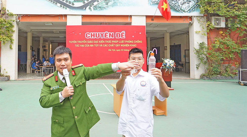 HOẠT ĐỘNG SINH HOẠT DƯỚI CỜ THÁNG 12-2025,  TRANG TRỌNG – NGHIÊM TÚC – BỔ ÍCH