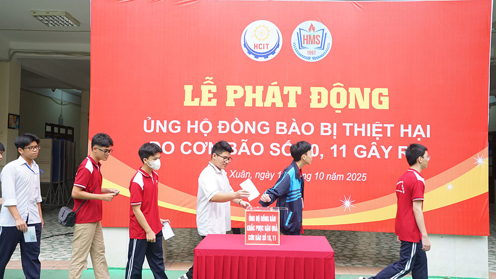 LỄ QUYÊN GÓP ỦNG HỘ ĐỒNG BÀO BỊ THIỆT HẠI DO CƠN BÃO SỐ 10 VÀ SỐ 11 GÂY RA