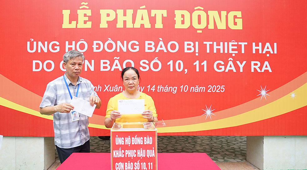 LỄ QUYÊN GÓP ỦNG HỘ ĐỒNG BÀO BỊ THIỆT HẠI DO CƠN BÃO SỐ 10 VÀ SỐ 11 GÂY RA