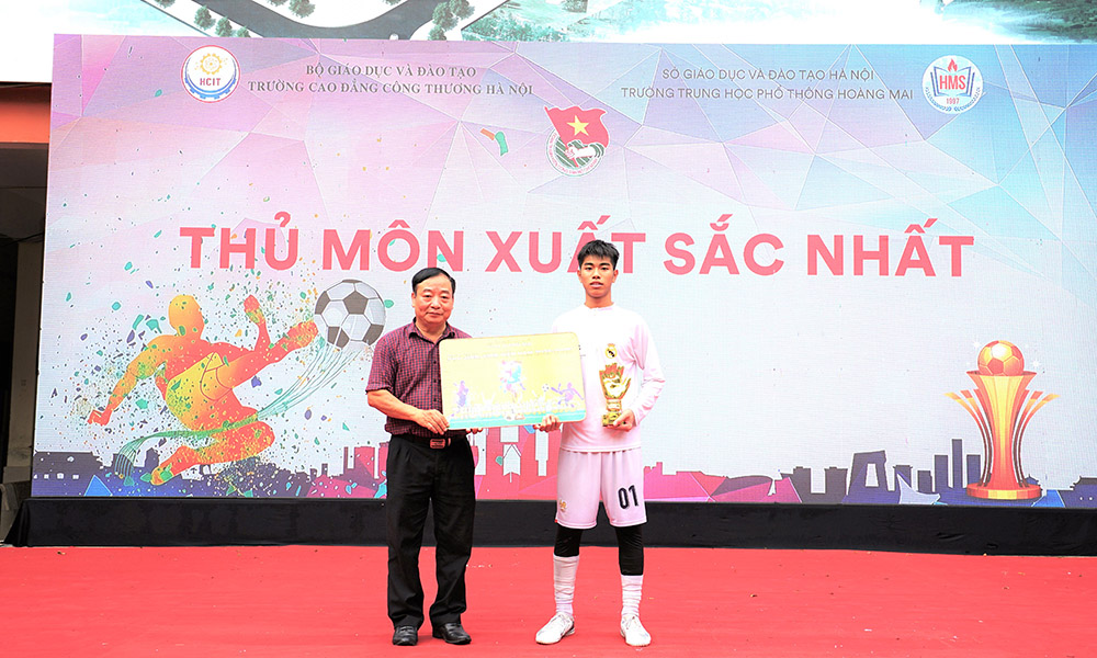 GIẢI BÓNG ĐÁ NAM HỌC SINH, SINH VIÊN  NĂM HỌC 2025–2026 THÀNH CÔNG TỐT ĐẸP