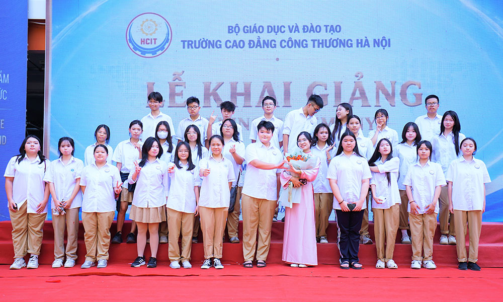 LỄ KHAI GIẢNG KHÓA HỌC 2026 - 2029  TRANG TRỌNG – NGHIÊM TÚC – ĐÚNG NGHI THỨC   