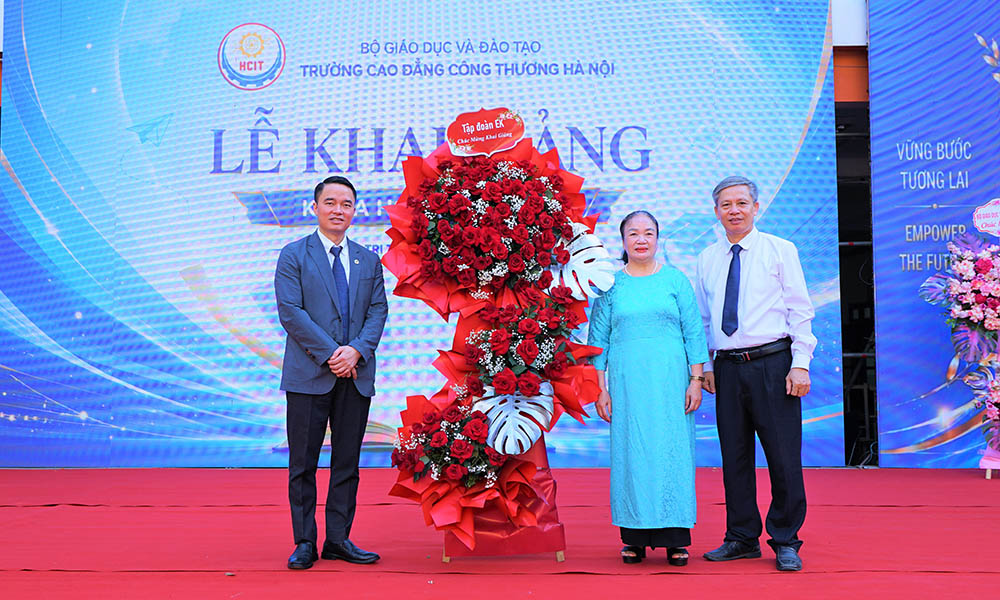 LỄ KHAI GIẢNG KHÓA HỌC 2026 - 2029  TRANG TRỌNG – NGHIÊM TÚC – ĐÚNG NGHI THỨC   