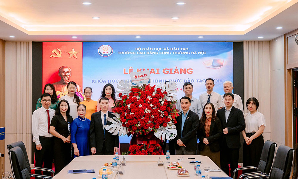 LỄ KHAI GIẢNG KHÓA HỌC 2026 – 2028  HÌNH THỨC ĐÀO TẠO TỪ XA