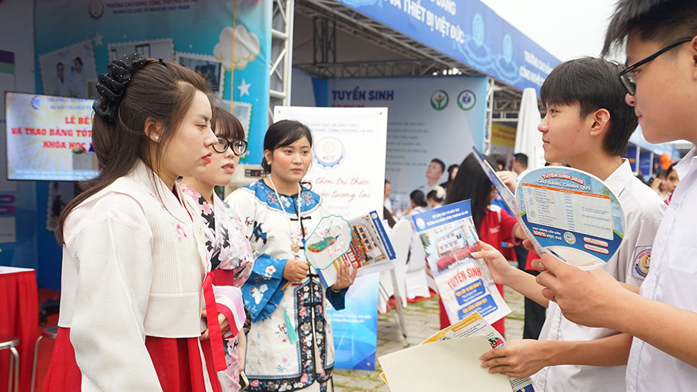 NGÀY HỘI GẮN KẾT GIÁO DỤC NGHỀ NGHIỆP THỦ ĐÔ  VỚI THỊ TRƯỜNG LAO ĐỘNG NĂM 2026