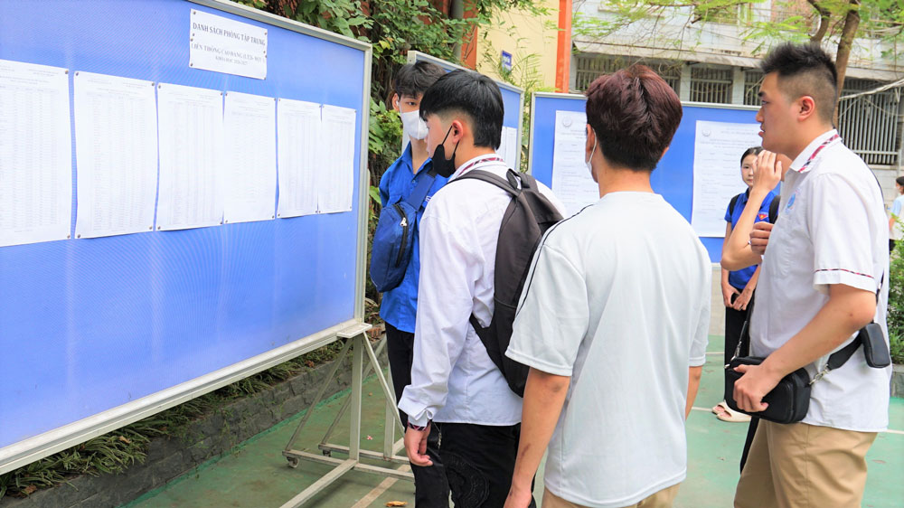 ĐÓN TIẾP HỌC SINH TẬP TRUNG NHẬP HỌC HÀO HỨNG – PHẤN KHỚI VÀ TỰ TIN