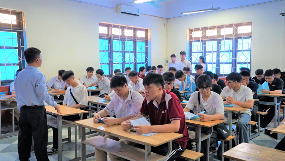 ĐÓN TIẾP HỌC SINH TẬP TRUNG NHẬP HỌC HÀO HỨNG – PHẤN KHỚI VÀ TỰ TIN