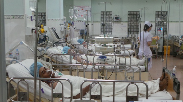 NHÂN VIÊN ĐIỀU DƯỠNG CÓ XU HƯỚNG CHỌN VIỆC Ở KHỐI Y TẾ TƯ NHÂN