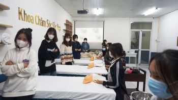 ẢNH THỰC HÀNH NGÀNH CHĂM SÓC SẮC ĐẸP