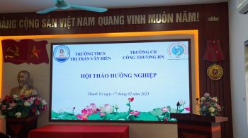 ẢNH TƯ VẤN HƯỚNG NGHIỆP CHO HỌC SINH TRƯỜNG THCS VĂN ĐIỂN