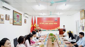 LỄ KẾT NẠP ĐẢNG VIÊN MỚI NĂM 2024