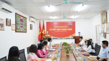 LỄ KẾT NẠP ĐẢNG VIÊN MỚI NĂM 2024