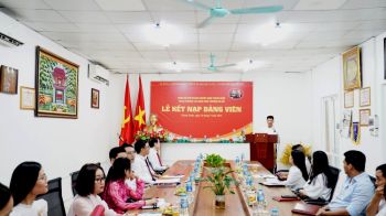 LỄ KẾT NẠP ĐẢNG VIÊN MỚI NĂM 2024