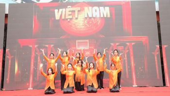MÍT TINH KỶ NIỆM 43 NGÀY NHÀ GIÁO VIỆT NAM (20/11/1982 –20/11/2025)  