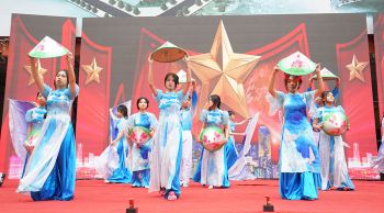 MÍT TINH KỶ NIỆM 43 NGÀY NHÀ GIÁO VIỆT NAM (20/11/1982 –20/11/2025)  