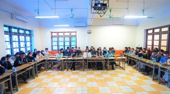 TĂNG CƯỜNG GIÁO DỤC, TUYÊN TRUYỀN VỀ CÁC BIỆN PHÁP VỆ SINH PHÒNG CHỐNG BỆNH CHO HỌC SINH, SINH VIÊN