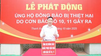 LỄ QUYÊN GÓP ỦNG HỘ ĐỒNG BÀO BỊ THIỆT HẠI DO CƠN BÃO SỐ 10 VÀ SỐ 11 GÂY RA