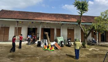 CHUNG TAY HƯỚNG VỀ MIỀN TRUNG – LAN TỎA YÊU THƯƠNG