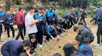 HOẠT ĐỘNG TRẢI NGHIỆM GIÁO DỤC DI SẢN HƯỚNG VỀ  LỊCH SỬ TRUYỀN THỐNG T25