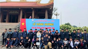 HOẠT ĐỘNG TRẢI NGHIỆM GIÁO DỤC DI SẢN HƯỚNG VỀ  LỊCH SỬ TRUYỀN THỐNG T25