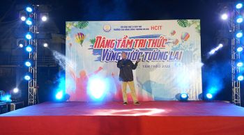 HOẠT ĐỘNG TRẢI NGHIỆM  GIÁO DỤC DI SẢN TRUYỀN THỐNG CÁCH MẠNG