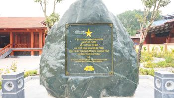 HOẠT ĐỘNG TRẢI NGHIỆM  GIÁO DỤC DI SẢN TRUYỀN THỐNG CÁCH MẠNG