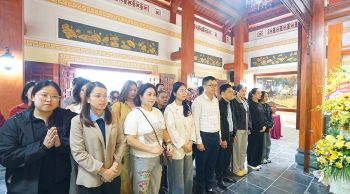 HOẠT ĐỘNG TRẢI NGHIỆM  GIÁO DỤC DI SẢN TRUYỀN THỐNG CÁCH MẠNG