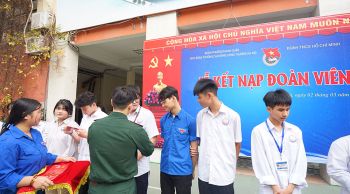 LỄ KẾT NẠP ĐOÀN VIÊN MỚI NĂM 2026  TRANG TRỌNG – NGHIÊM TÚC – ĐÚNG NGHI THỨC