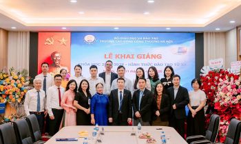 LỄ KHAI GIẢNG KHÓA HỌC 2026 – 2028  HÌNH THỨC ĐÀO TẠO TỪ XA