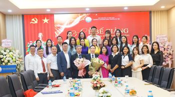 LỄ BẾ GIẢNG VÀ TRAO BẰNG TỐT NGHIỆP CAO ĐẲNG TRANG TRỌNG - NGHIÊM TÚC - ĐÚNG NGHI THỨC